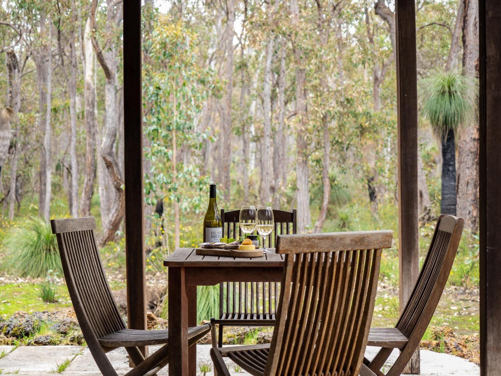 Island Brook Estate Vineyard And *